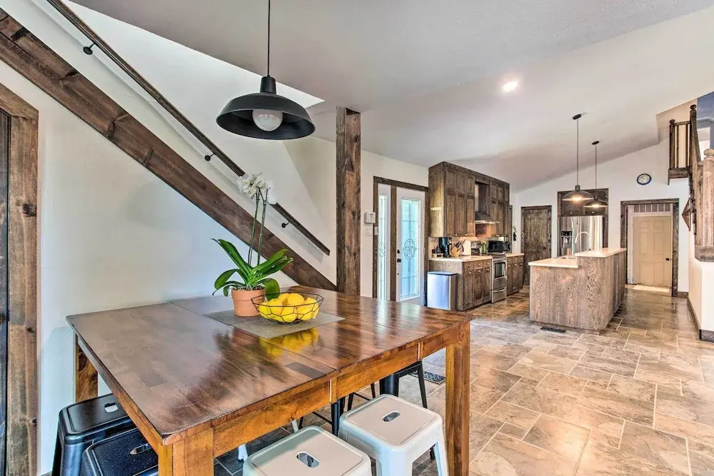 Tool Waterfront Home w/ Hot Tub & Fire Pit!