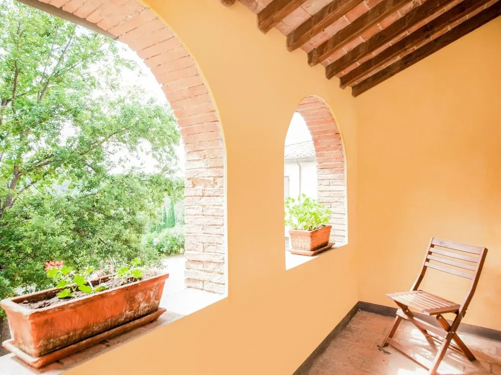 Rustic Farmhouse in Terricciola