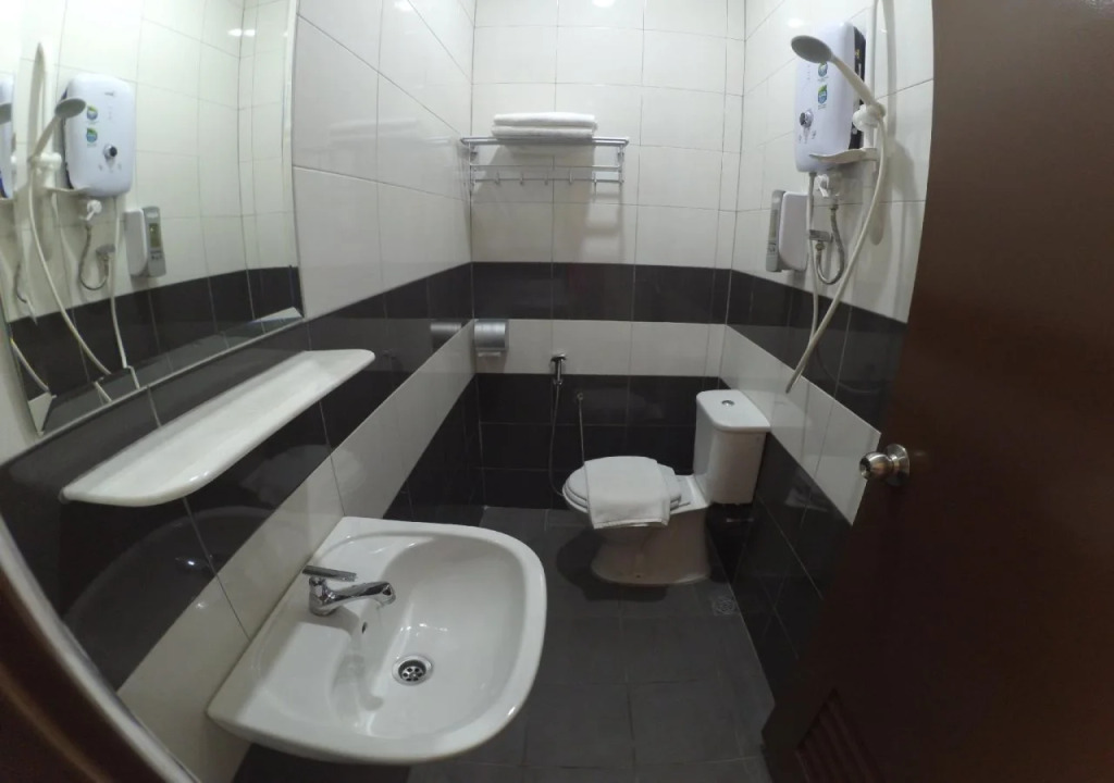 Link Hotel