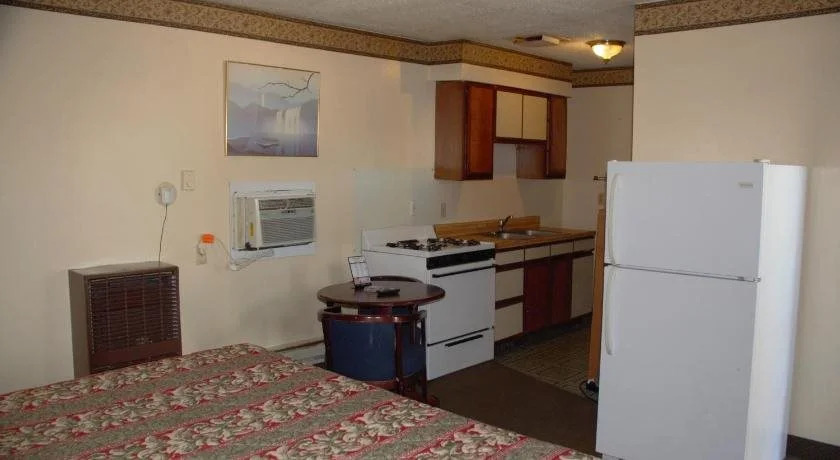 Double A Motel