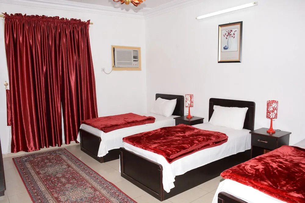 Al Eairy Furnished apt Al Madinah 1