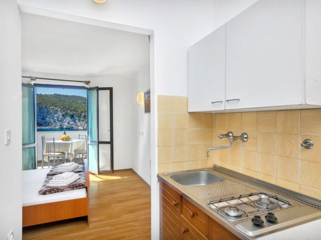 Apartment Cico Hvar/Pokrivenik 41407