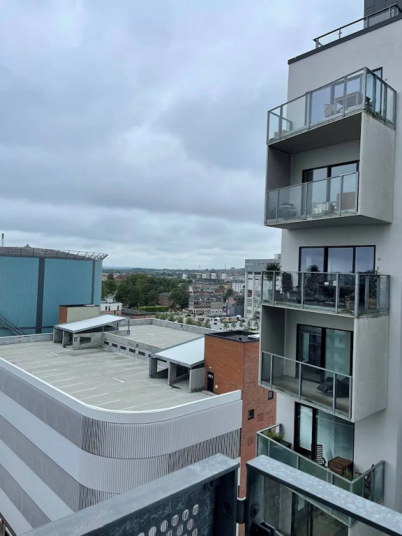 New and Bright Apartment by Aalborg's Havnepromenade