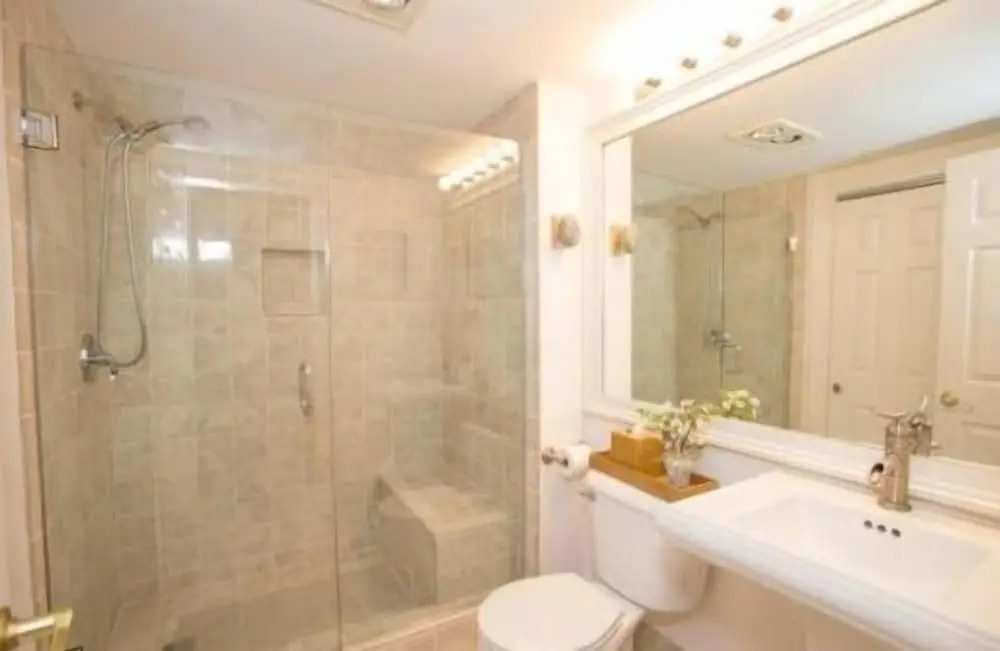 597a Topnotch