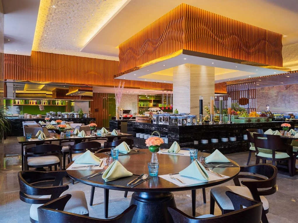 Wanda Realm Chifeng Hotel