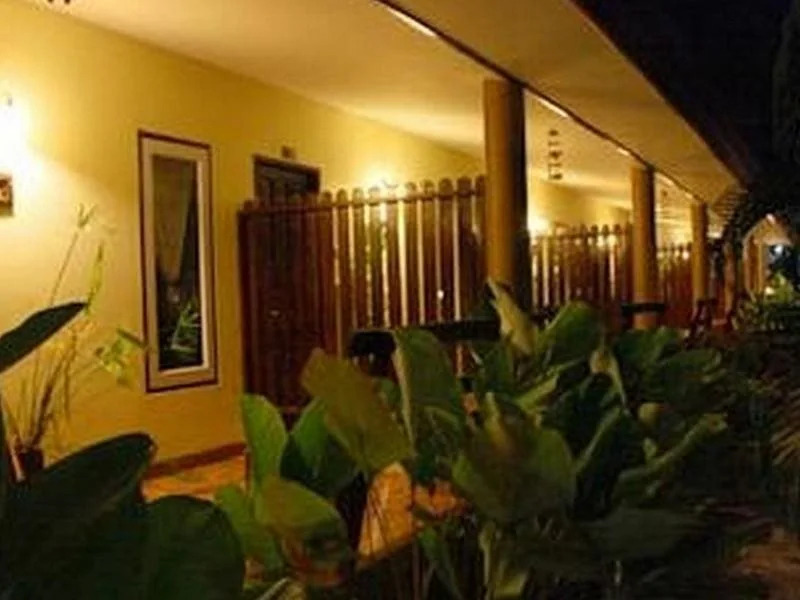 OYO 1124 Sinaree Resort