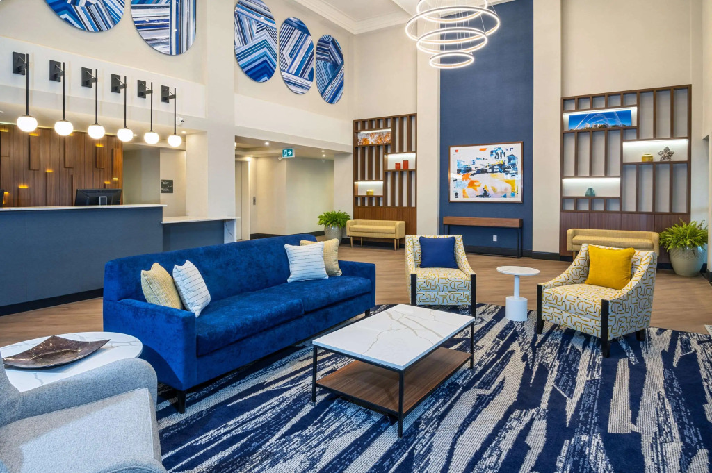 Comfort Inn & Suites