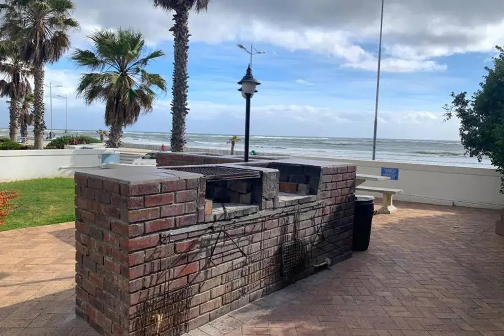 Oceanfront Panoramic Beach View