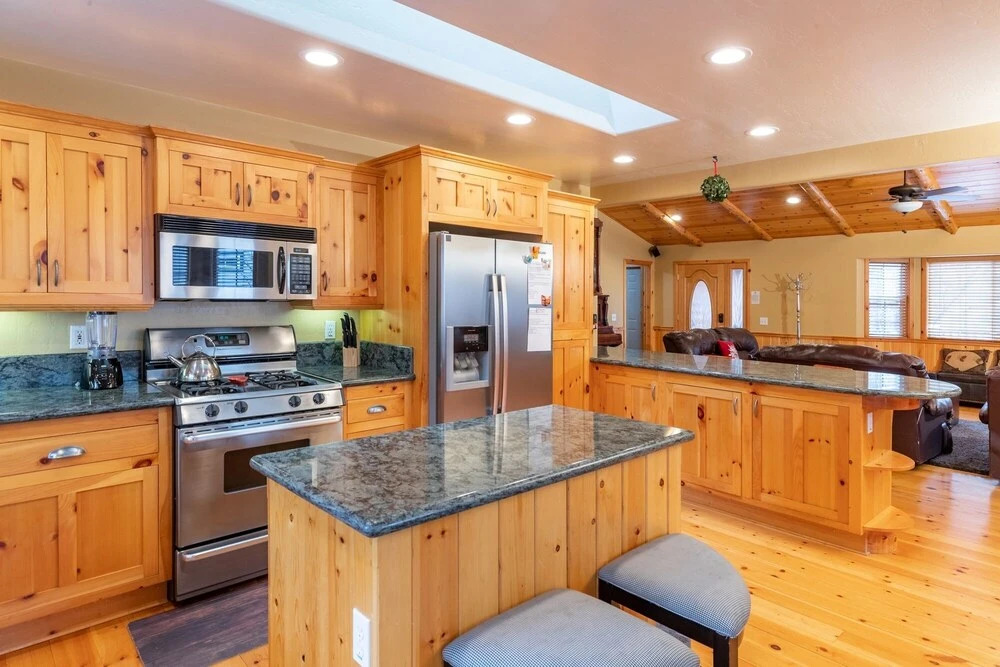 1809-chateau Shay 4 Bedroom Home by Redawning