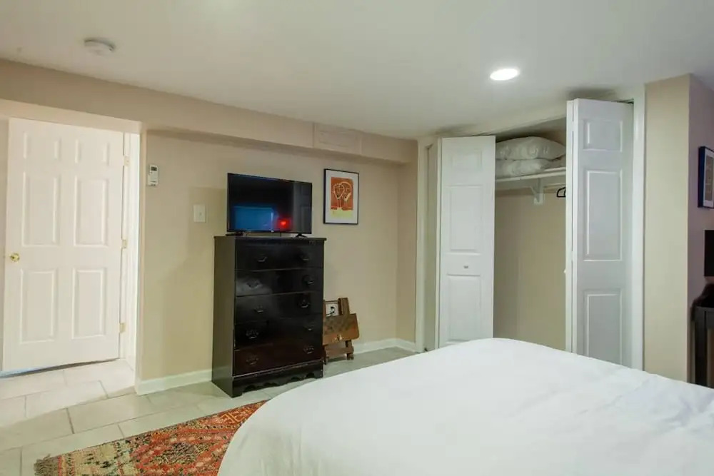 2 br City Retreat Peace Privacy Parking