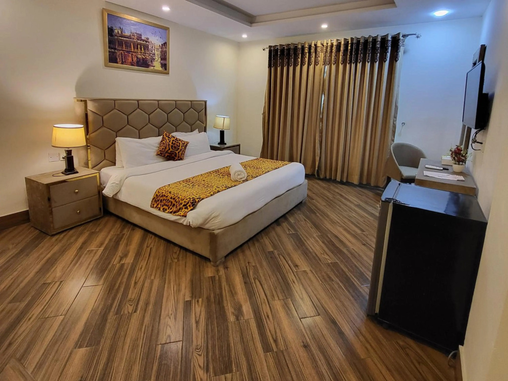 Grand Millennium Hotel