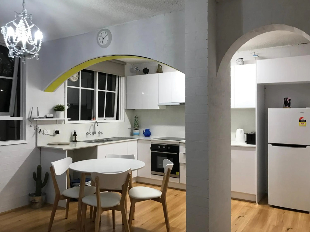 Santa Monica Apartment