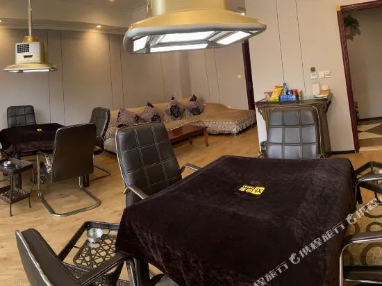 Yijia Select Hotel