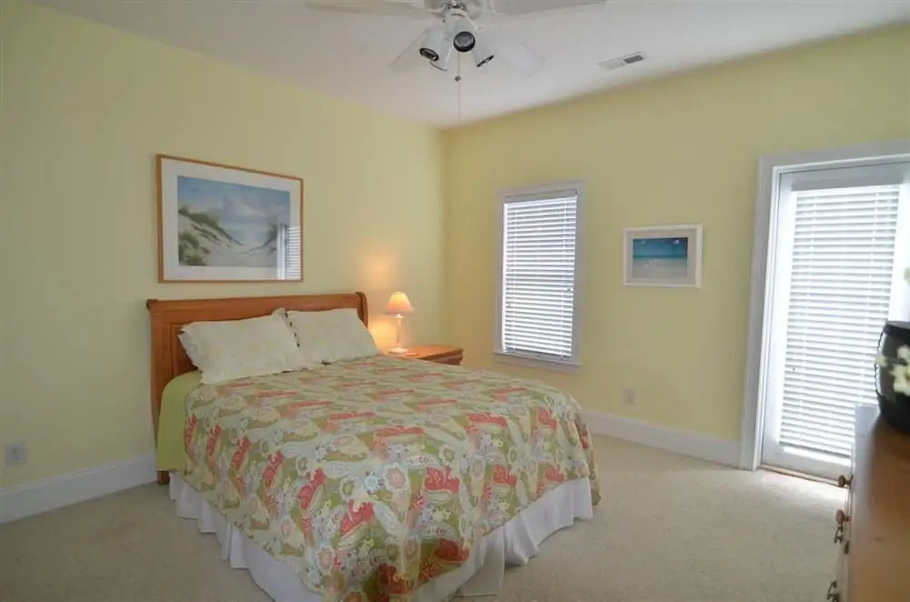 Blue Lagoon 4 Bedroom Home