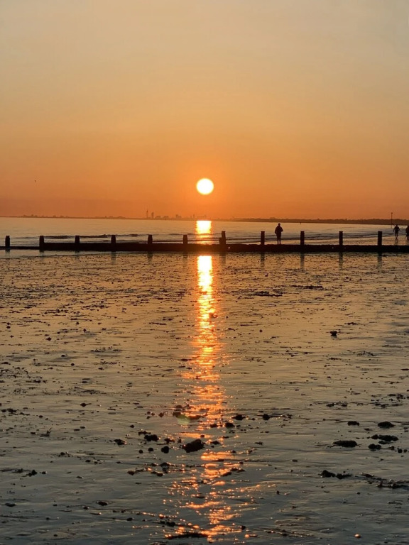 Bright House - Bracklesham Bay