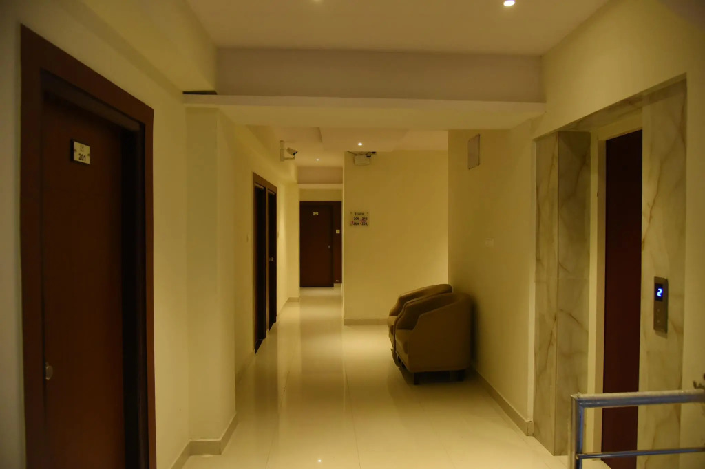 Hotel Raama Grand