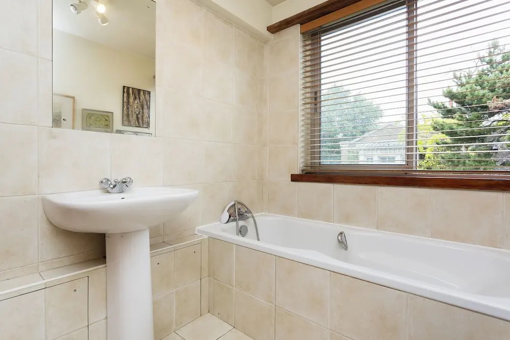 Veeve - Award-winning Waterside