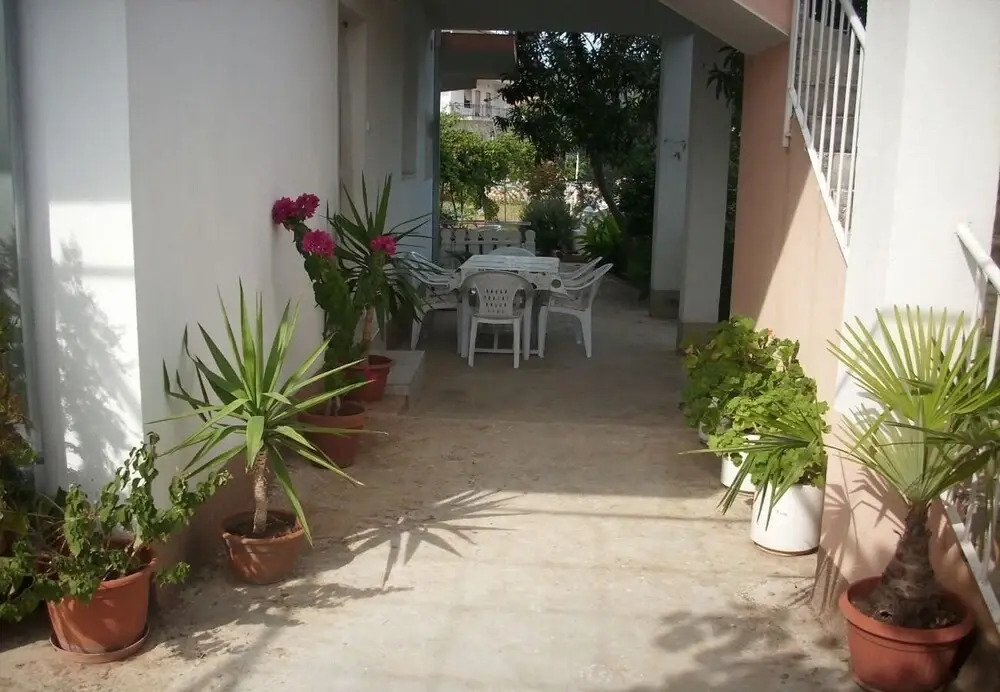 Slaven - 50 m From Beach - A3