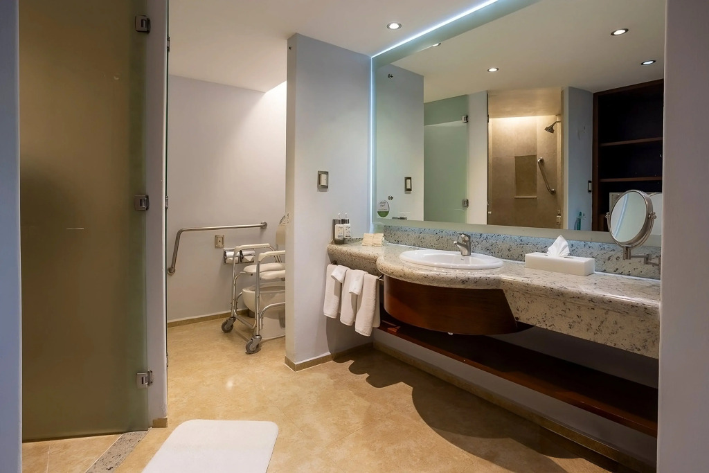 Holiday Inn Puebla Finsa by IHG