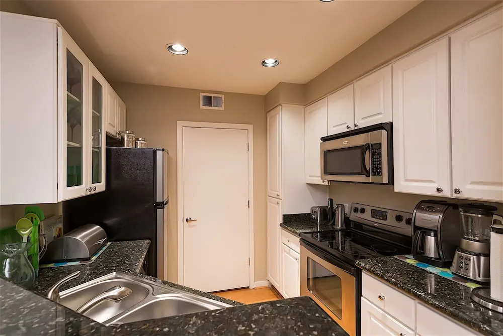 Phoenix Palms 2 BR by Casago
