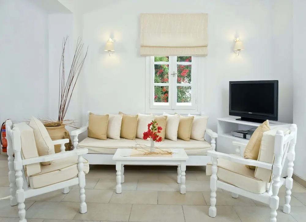 SPIROS & HIROKO Hotel