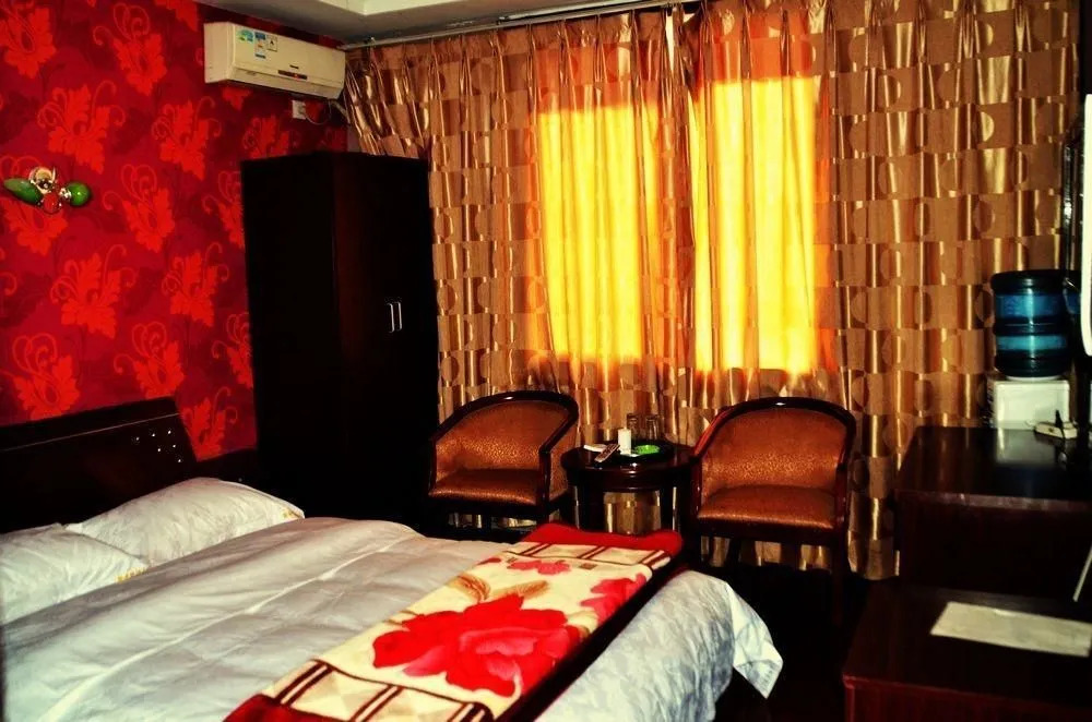 Shuangliu Xinshiji Hotel