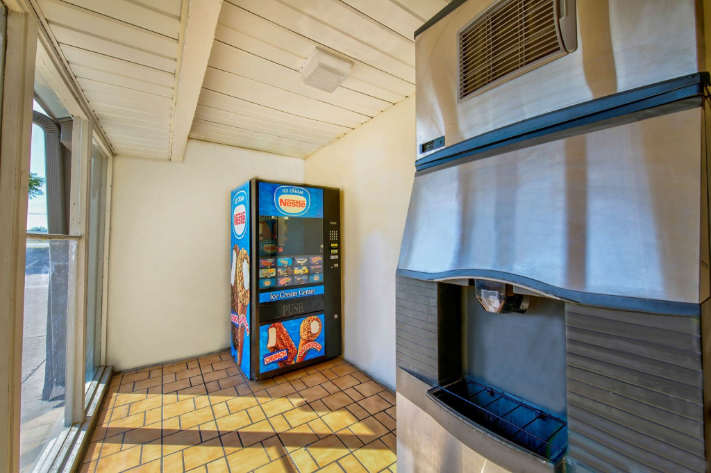 Motel 6-Fort Worth, TX - White Settlement