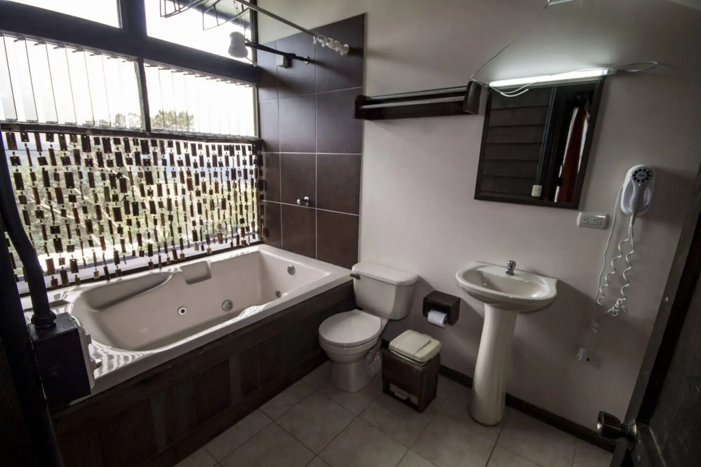 Hotel Alto Palomo