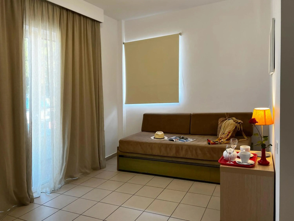 Caravel Hotel Apartments