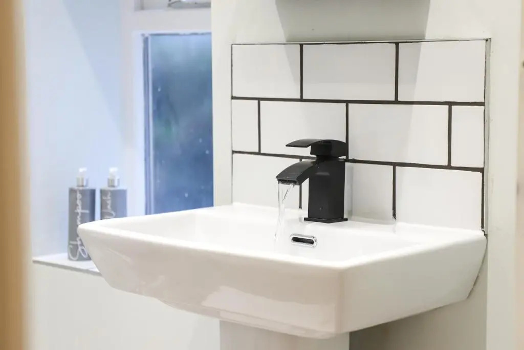 Cosy and modern two bedroom apartment - Snug House