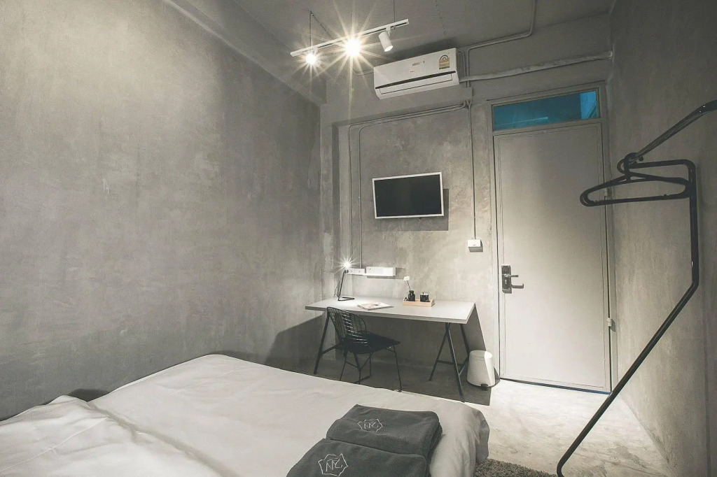 2W Bed & Breakfast Bangkok