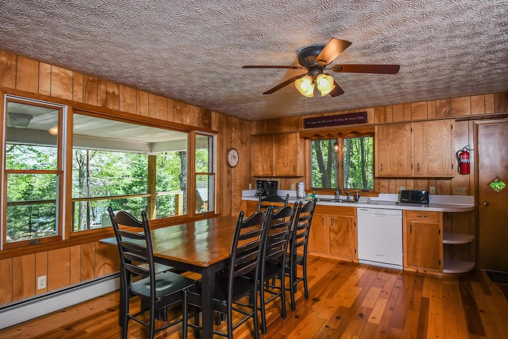 Fish Inn 4 Bedroom House