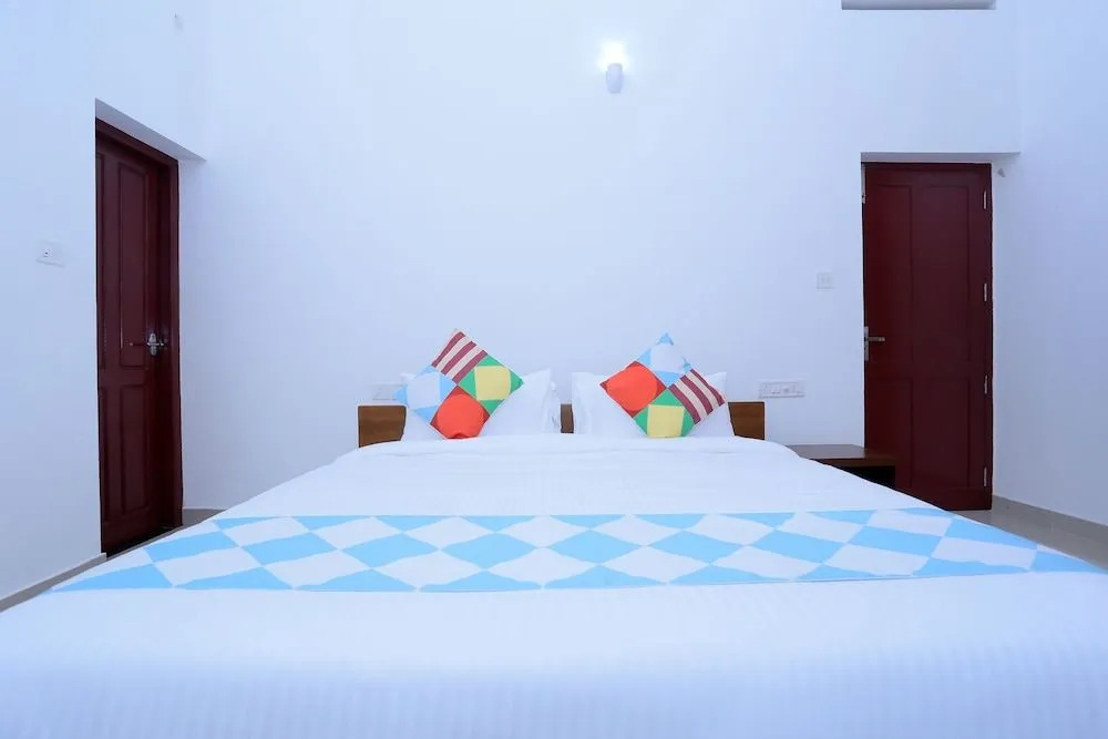 Oyo 24558 Spacious Stay Near Thiruvananthapuram Central Station