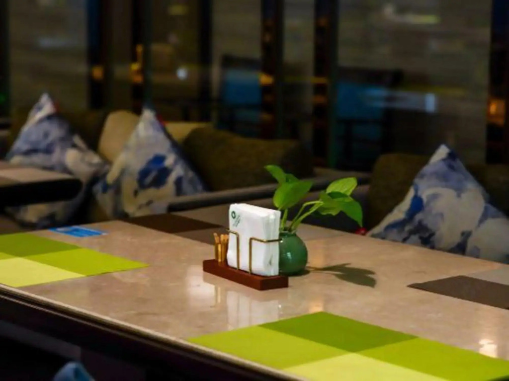 PULUN HoTEL (Cixi Wuyue Plaza)