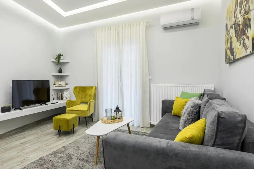 J&T Central Apartment