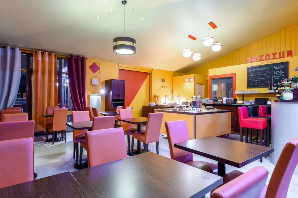 FH Confort Hotel Orléans Comet