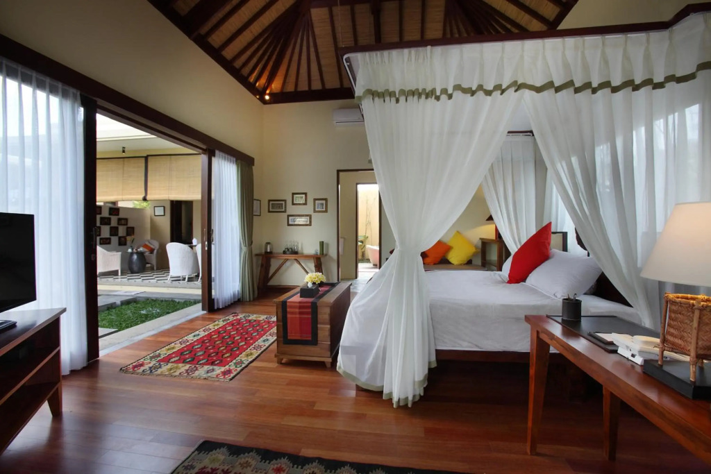 Villa Nirvana