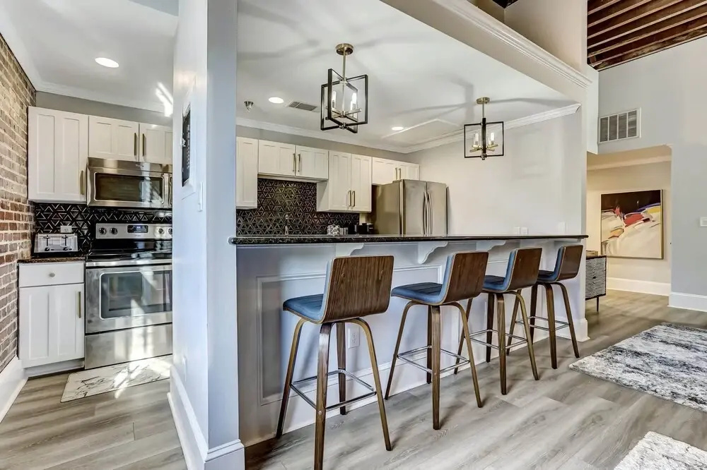 West End Loft - Downtown 5 min Walk to River St, Savannah