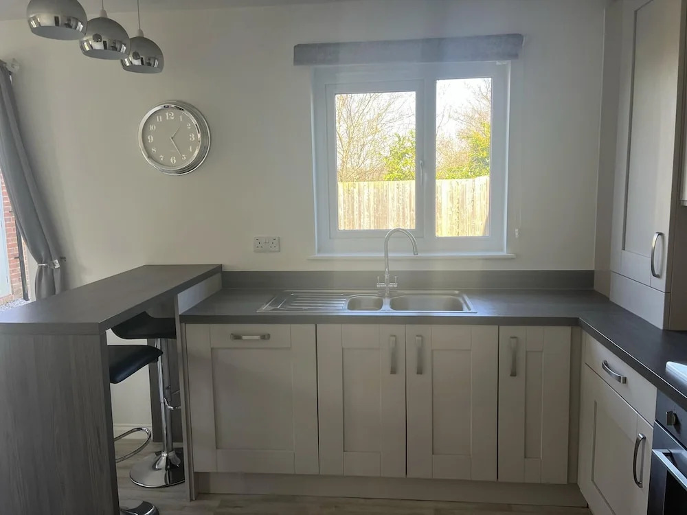Remarkable 3-bed House in Wirral
