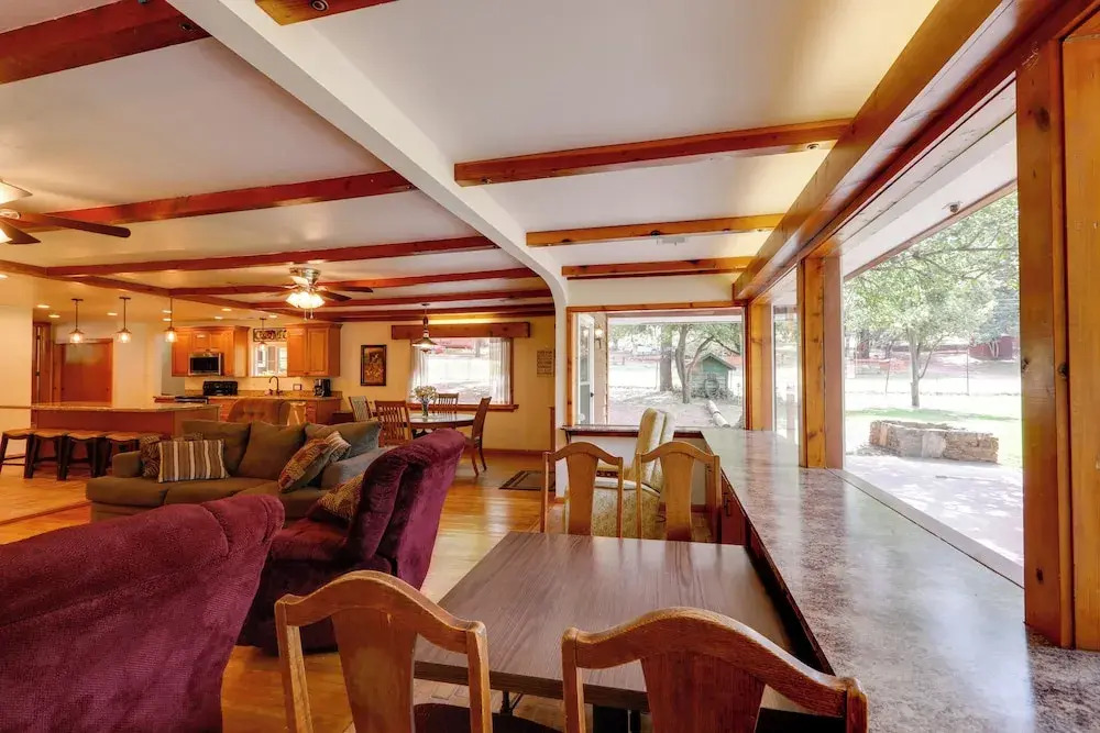 Cozy Cabin on 1 Acre in Premier Pine Neighborhood