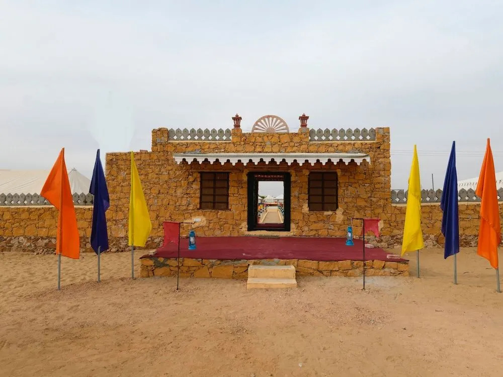 OYO 24960 Amigo Camps