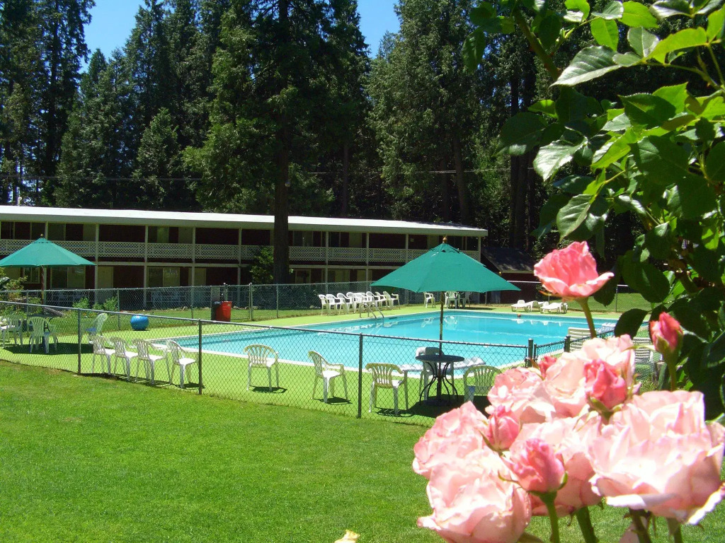 The Long Barn Lodge