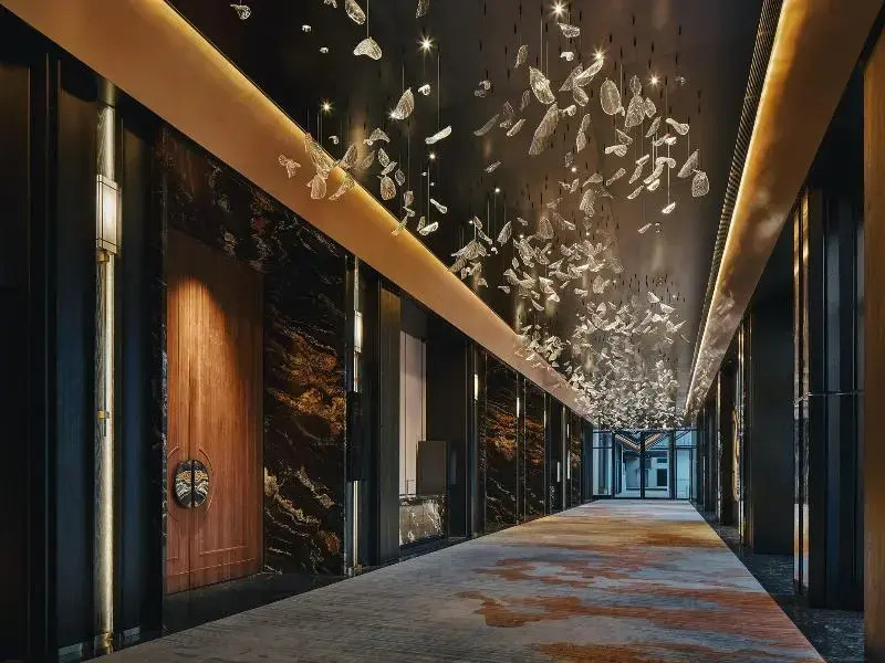 HUALUXE Hotels and Resorts Chongqing Wushan by IHG