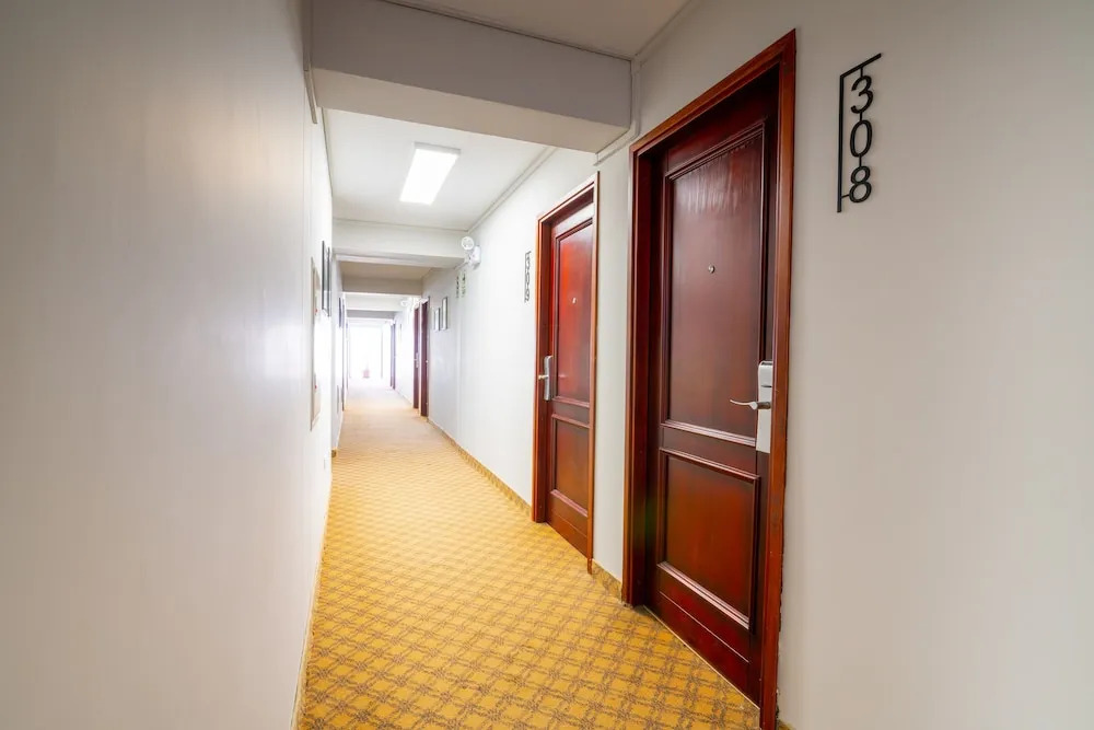 El Tumi Hotel