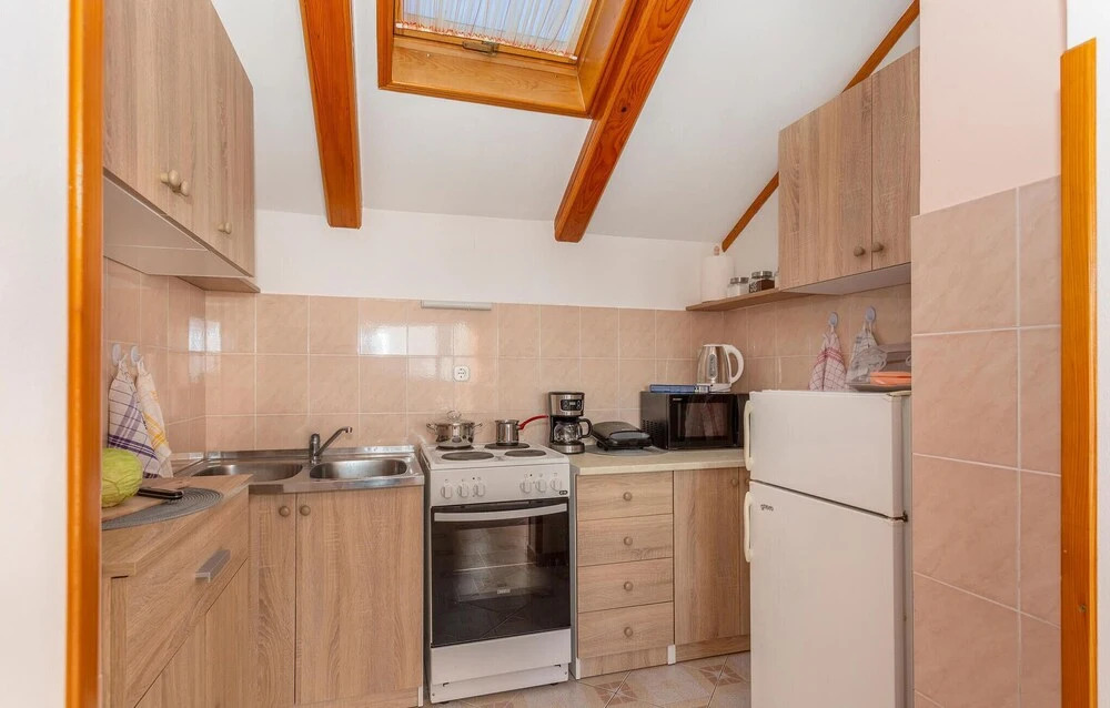 Awesome Apartment in Matulji With Wifi and 1 Bedrooms