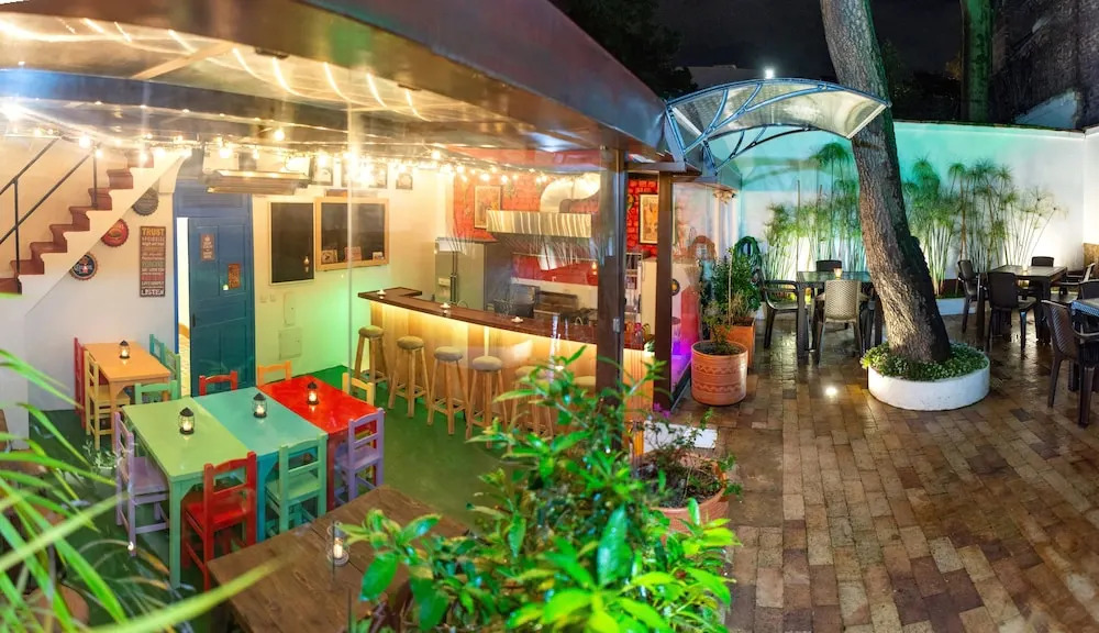 Granada Hostel