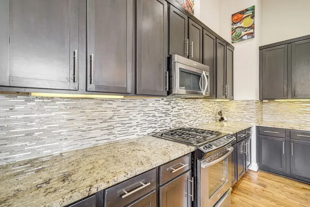 Houston Home w/ Rooftop Patio - 3 Mi to Downtown!