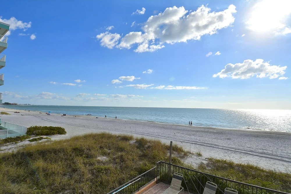 Trillium 2B Beach View From ALL Rooms/very Unique/top Location!