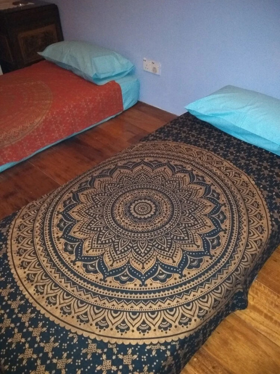 At Penny's Place - Hostel, Caters to Women