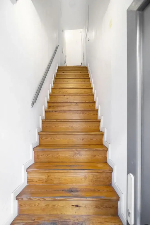Chic 2-Bed Near Santos & Alcântara Perfect For Families & Couples